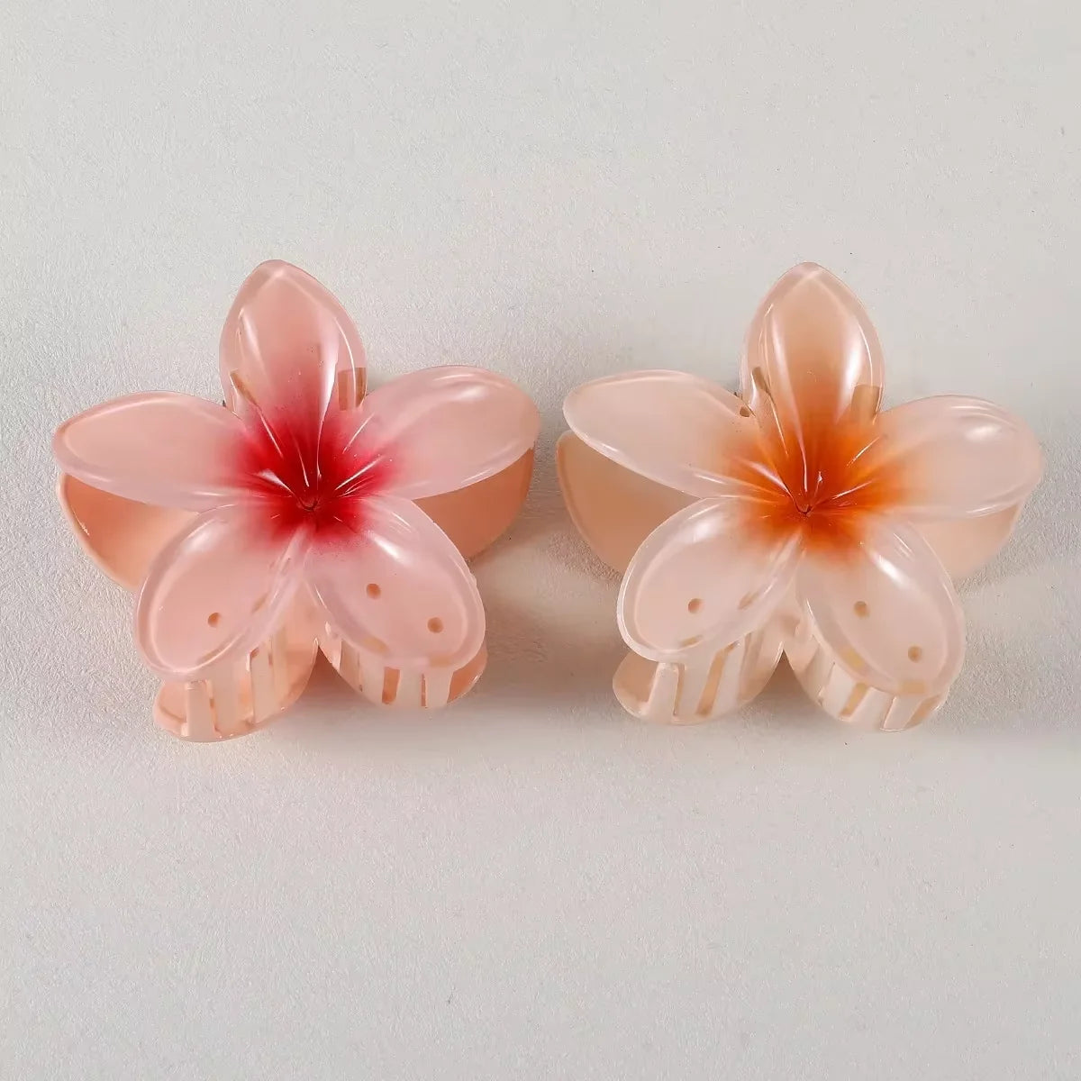 2/4/6pcs Fashion Women Flower Hair Claws Hawaiian Gradient Hair Clips Vacation Beach Style Hairpins Hair Accessories ﻿ Freshtrendingproduct