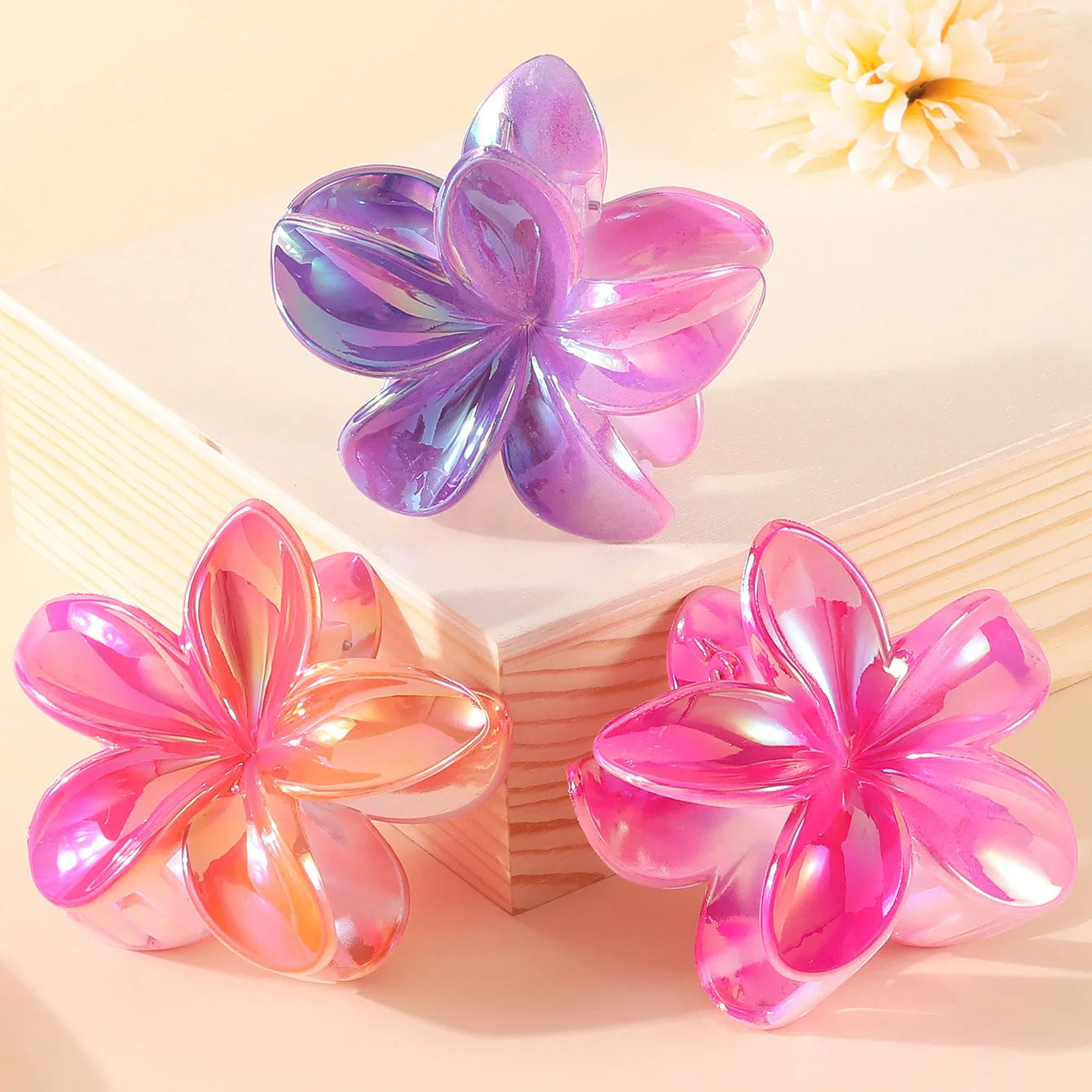 2/4/6pcs Fashion Women Flower Hair Claws Hawaiian Gradient Hair Clips Vacation Beach Style Hairpins Hair Accessories ﻿ Freshtrendingproduct